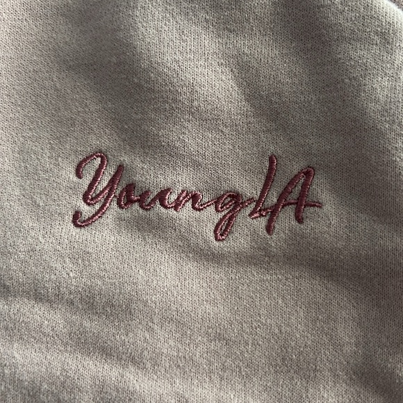 Youngla Sweatpants - Picture 2 of 5